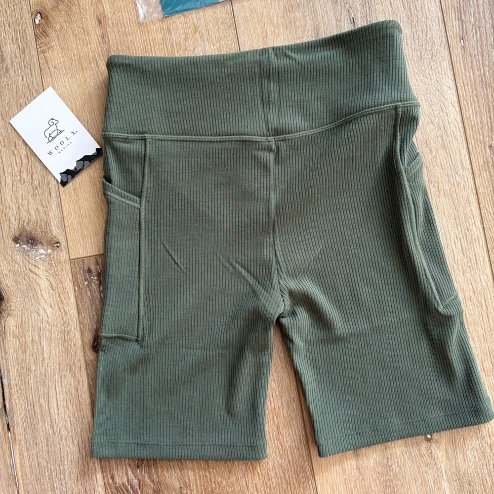 NWT Woolx | Miley Bike Shorts, Ribbed Merino Wool w/ Pockets, Green Meadow, Sz M - Picture 2 of 10